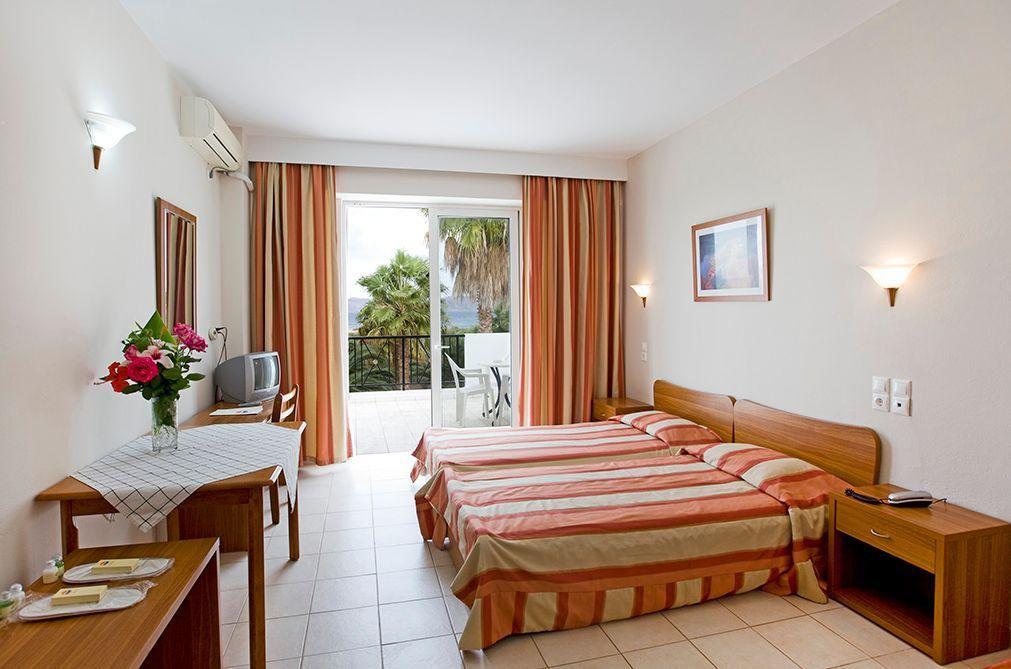 Cavo D' Oro Hotel Marmari  Rum bild