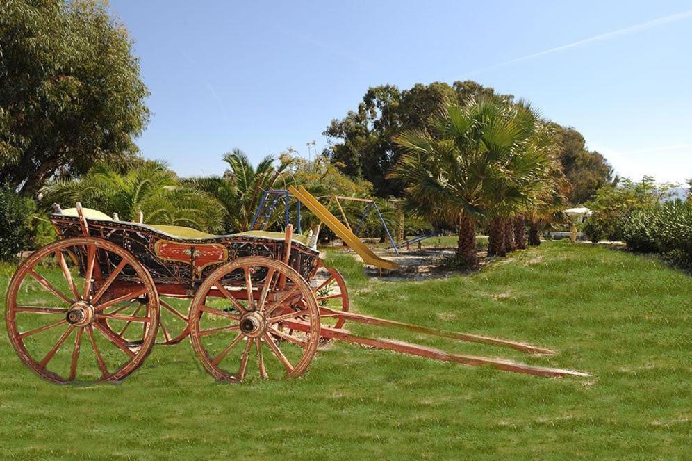 Cavo D' Oro Hotel Marmari  Exteriör bild