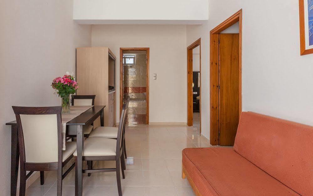 Cavo D' Oro Hotel Marmari  Exteriör bild
