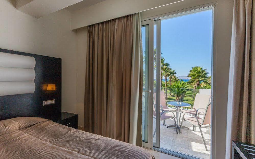 Cavo D' Oro Hotel Marmari  Exteriör bild